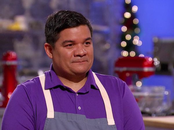 Holiday Baking Championship - World Class Classics