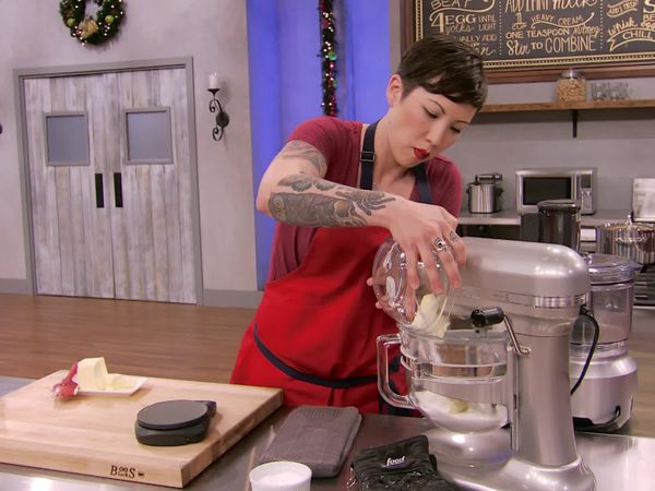 Holiday Baking Championship - Thanksgiving Joy