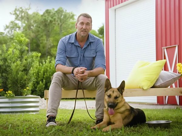 Lucky Dog: Down Under - Biscuit & Buster
