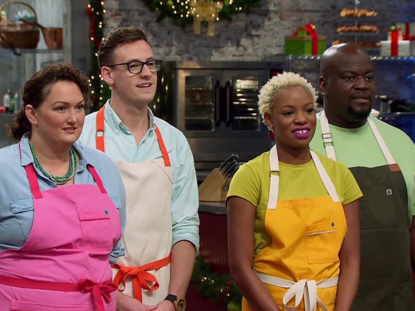 Holiday Baking Championship - Season of Sharing