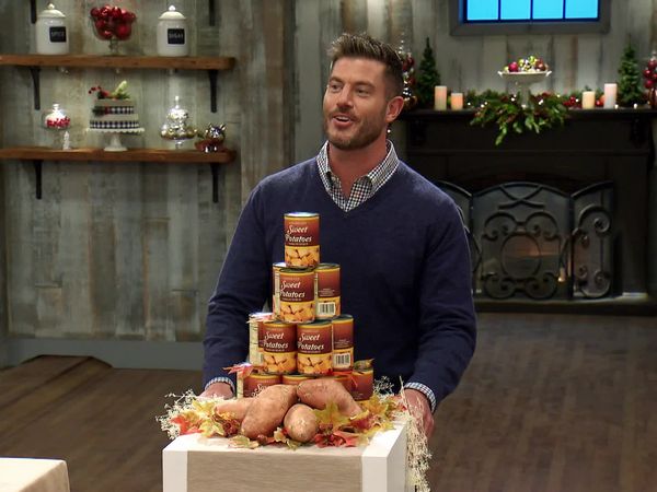 Holiday Baking Championship - Thanksgiving Genius