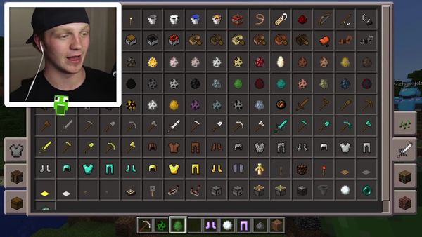 UnspeakablePlays - Lucky Blocks vs. Lucky Blocks War!