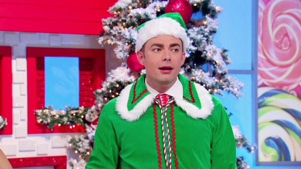 Holiday Wars - When the Elves Call in Sick