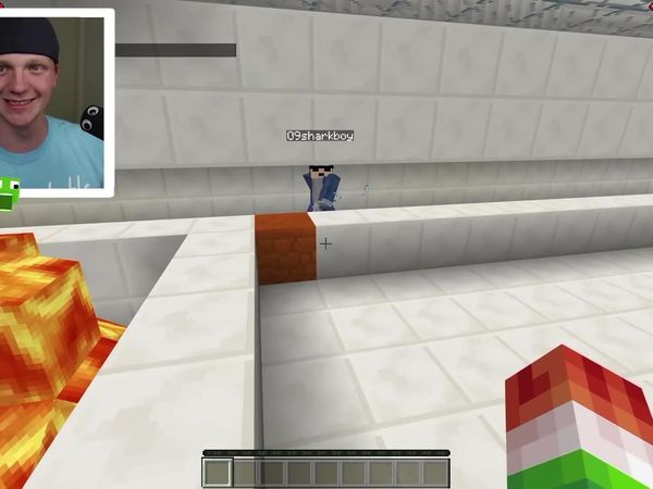 UnspeakablePlays - Do Not Enter This Room in Minecraft Pocket Edition