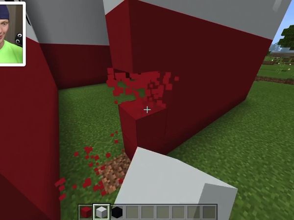 UnspeakablePlays - How to Live Inside a TNT House in Minecraft! / World's Biggest Minecraft Blocks