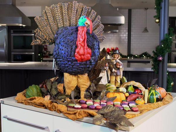 Holiday Cookie Builds - Tricked-Out Turkey