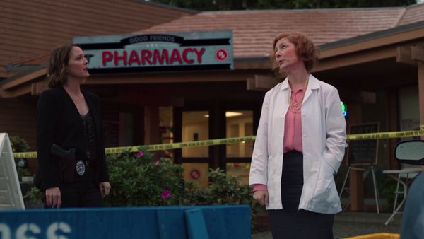 Detective McLean: Ties That Bind - Pilot