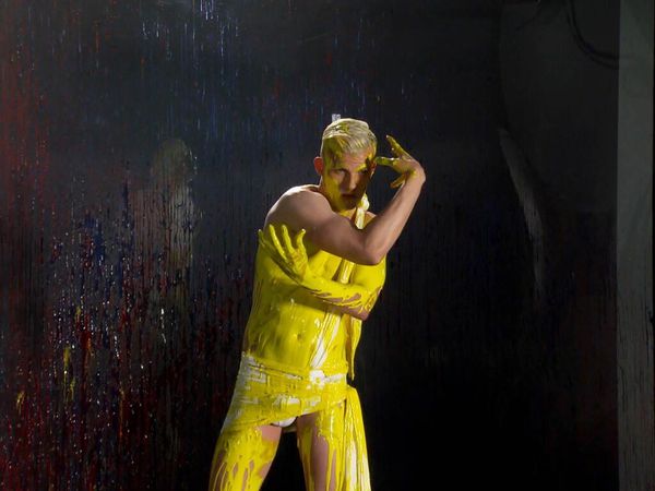 America's Next Top Model - The Guy Who Cries