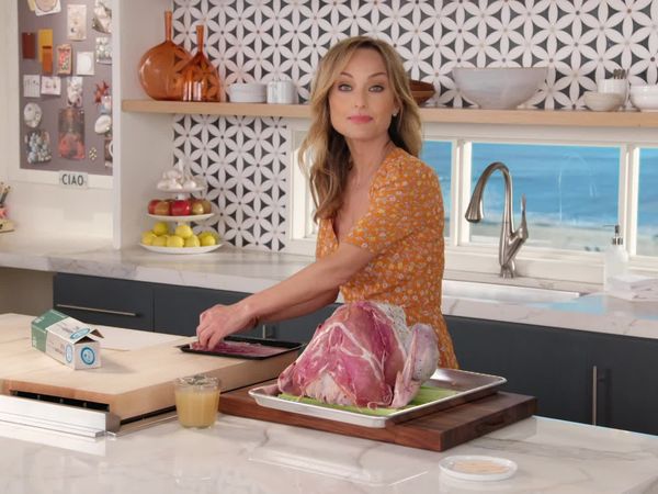 Giada's Holiday Handbook - Giada's Turkey Day Feast