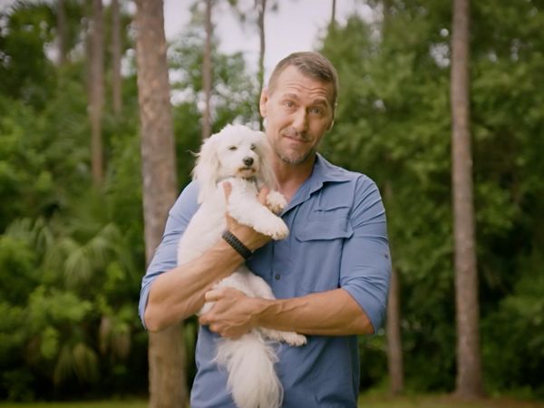 Lucky Dog: Down Under - Dewy & Chai
