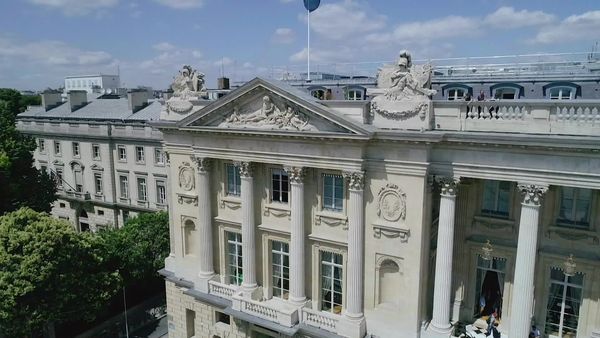 Iconic Landmarks - Hotel de Crillon: The Renaissance of a Paris Landmark