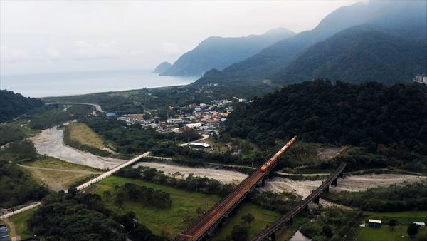 World's Most Scenic Railway Journeys - Taiwan