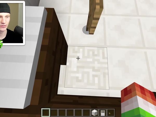 UnspeakablePlays - Biggest Working Minecraft Plane / Modern Redstone Mansion