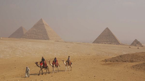 Inside Pyramids - Episodio 1
