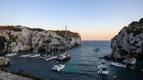 Discovering the World - Saint-Barth: Beauty and the Aeroplane