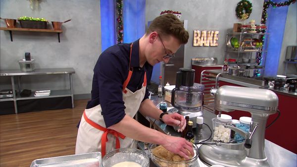 Holiday Baking Championship - Comfort and Joy