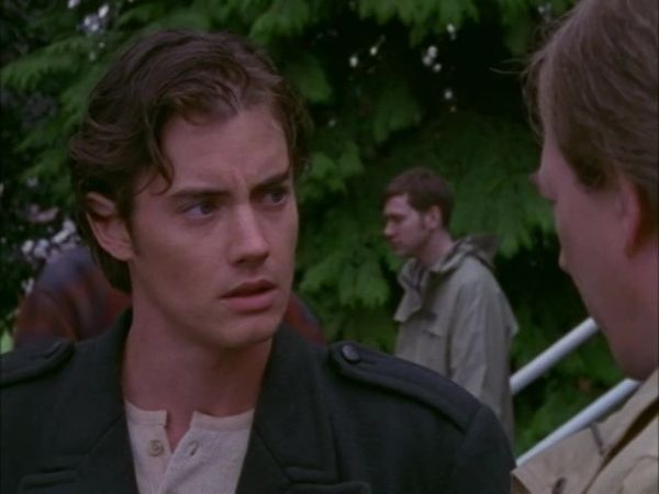 The Outer Limits: 1995 - Caught In The Act