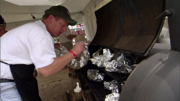 BBQ with Bobby Flay - Memphis Madness