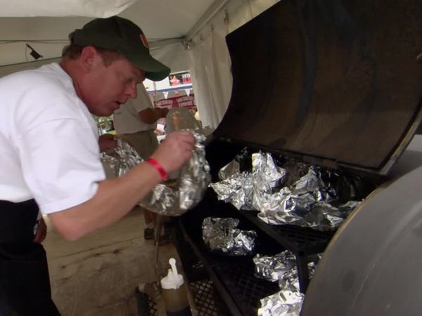 BBQ with Bobby Flay - Memphis Madness