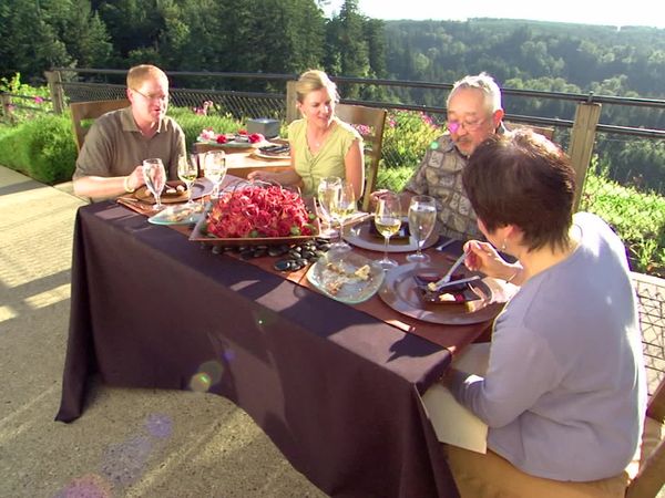 BBQ with Bobby Flay - Crazy for 'Cues