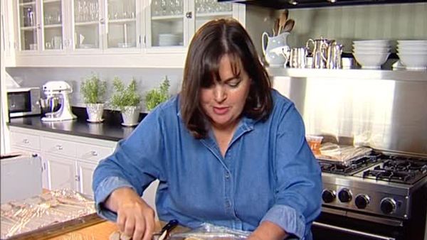 Barefoot Contessa - Canapes and Canvases