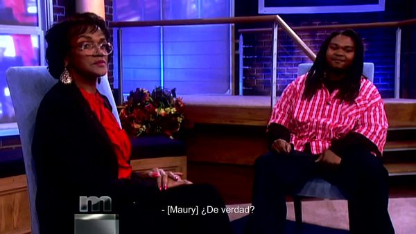 El show de Maury - Tengo 55 años... ¿mi novio de 21 años me está engañando?