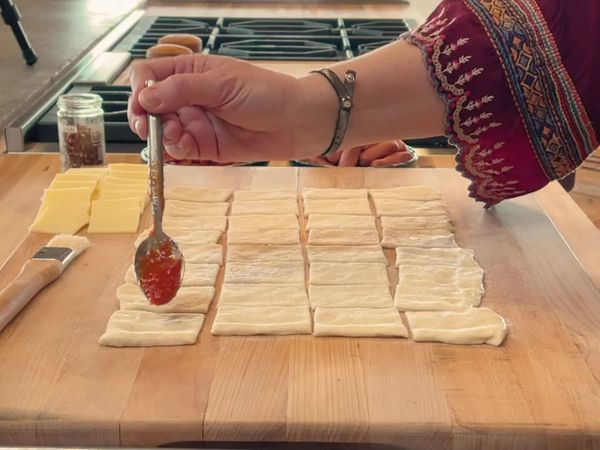 The Pioneer Woman - Home Sweet Home: Pizza the Action