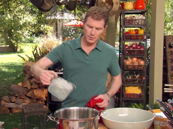 Bobby Flay's Barbecue Addiction - Barbe-Cucina