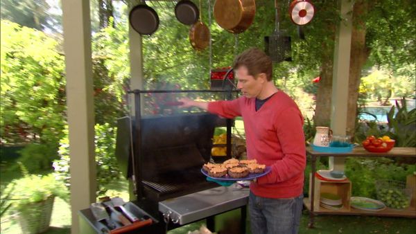 Bobby Flay's Barbecue Addiction - New South: Barbecue and Beyond