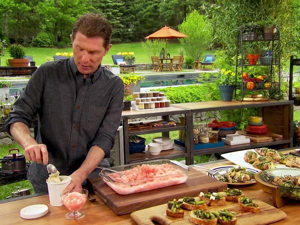 Bobby Flay's Barbecue Addiction - Bobby's Basics: Go-To Grilling