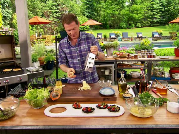 Bobby Flay's Barbecue Addiction - Bobby's Basics: Veggie Delight