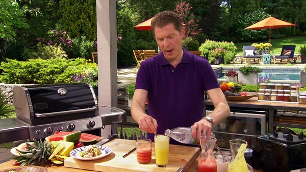 Bobby Flay's Barbecue Addiction - Bobby's Basics: Fish Taco Fiesta