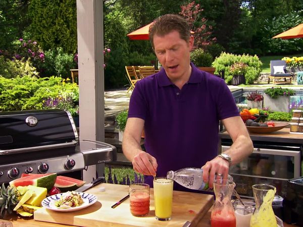 Bobby Flay's Barbecue Addiction - Bobby's Basics: Fish Taco Fiesta