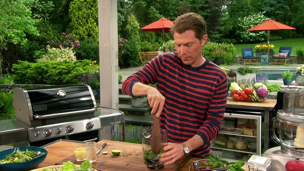 Bobby Flay's Barbecue Addiction - Bobby's Basics: Farmers' Market Feast