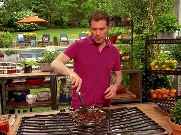 Bobby Flay's Barbecue Addiction - Bobby's Basics: Sizzling Sausages