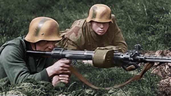 D-day: 100 Days to Beat the Third Reich - The Normandy Campaign