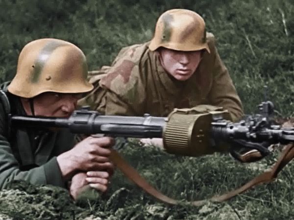 D-day: 100 Days to Beat the Third Reich - The Normandy Campaign
