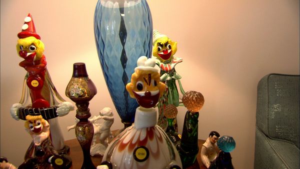 Cash and Cari - Estate Sale Show Down