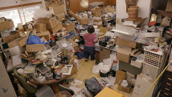 Hoarders - Tiffany
