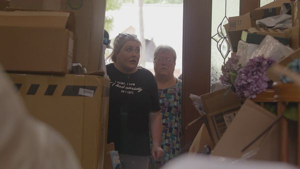 Hoarders - Carmen