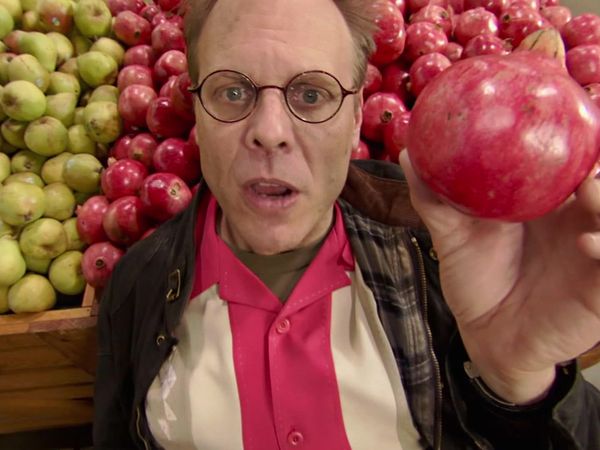 Good Eats - Fruit 10 From Outer Space (Pomegranates)