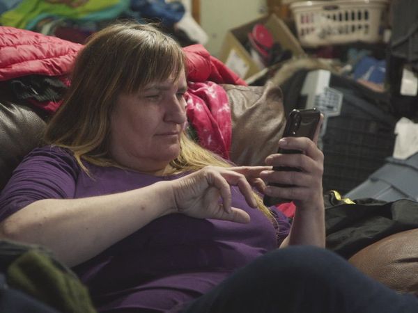 Hoarders - Lori