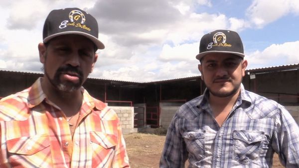 Ahí viene el toro - Rancho Camila en La Monumental