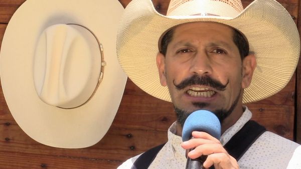 Ahí viene el toro - Los Indestructibles, Los Fulminantes, El Principio y Los Huracanes en El Relicario