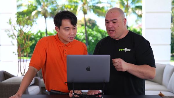 The Uncle Roger Show - Roasting Salt Bae / Uncle Roger Make Adobo