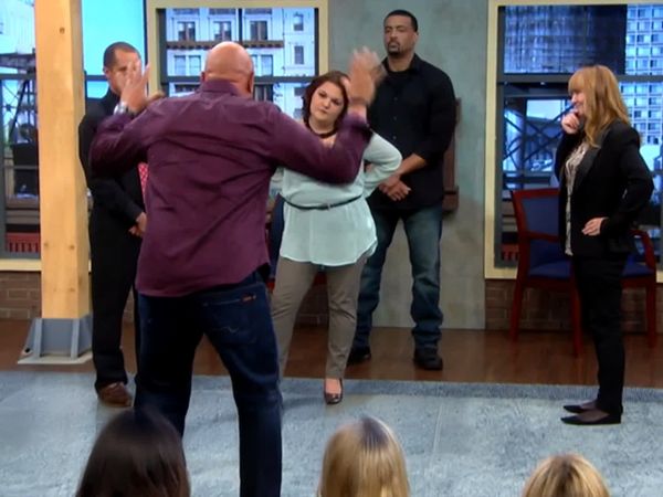 El show de Steve Wilkos en español - Me metió en el hospital pero aún así me casaré con él