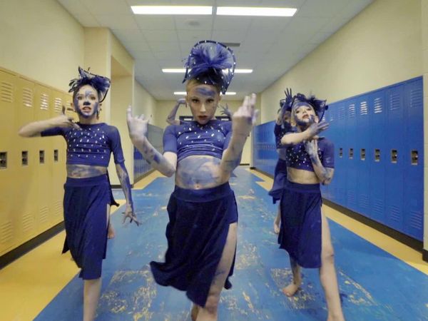 Dance Moms - A Team On Trial