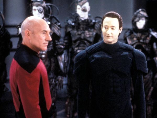Star Trek: The Next Generation - Descenso, Parte II