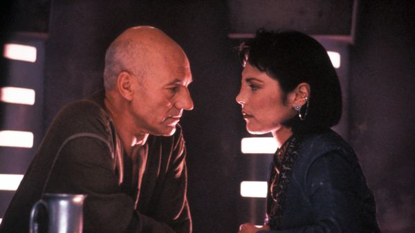 Star Trek: The Next Generation - Ataque preventivo