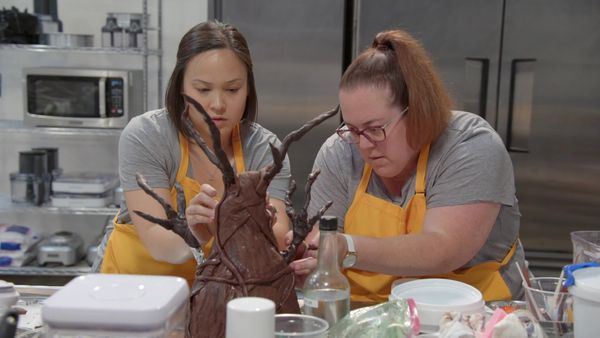 Halloween Cake-Off - It's Alive!
